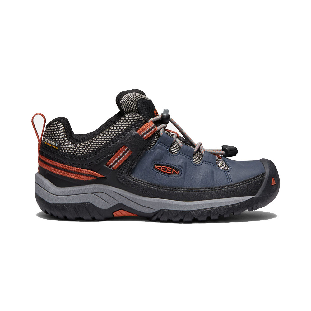 keen low top hiking shoes