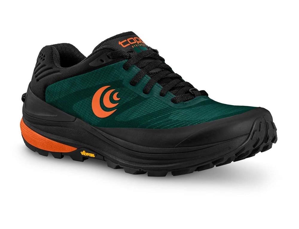 topo running shoes