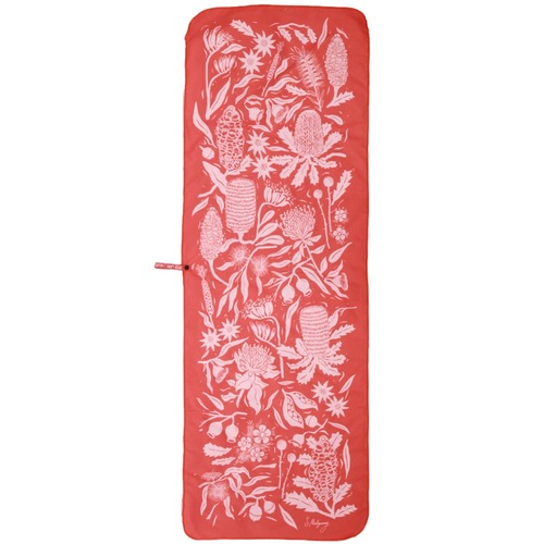 Mont Flora Microfibre Travel Towel - Red - Large